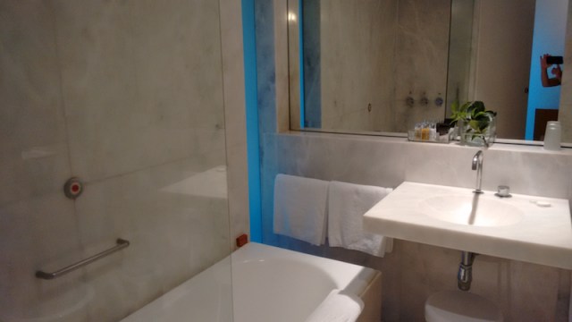 marblebathroom